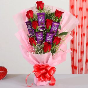 Red-Roses-Bouquet-Dairy-Milk-Chocolates
